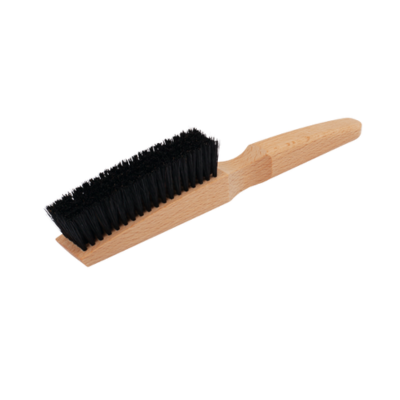 Brosse à vêtements en bois de hêtre huilé et soies noires dures